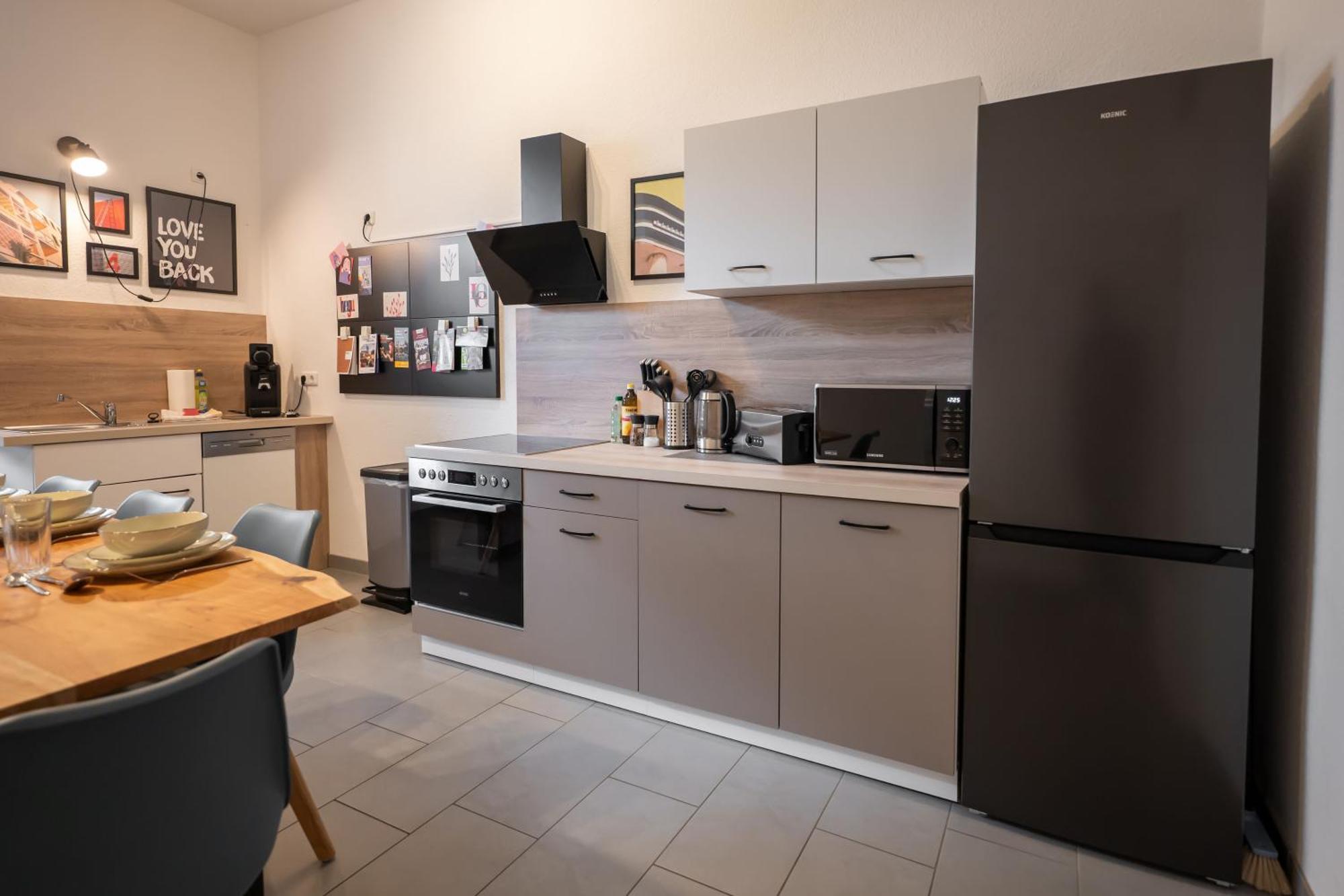 T21 - Apartment Direkt Im Zentrum Mit Parkplatz Chemnitz Zewnętrze zdjęcie